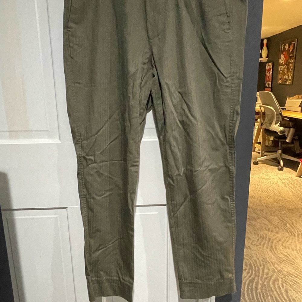 Abercrombie & Fitch Men's Khaki Chinos
